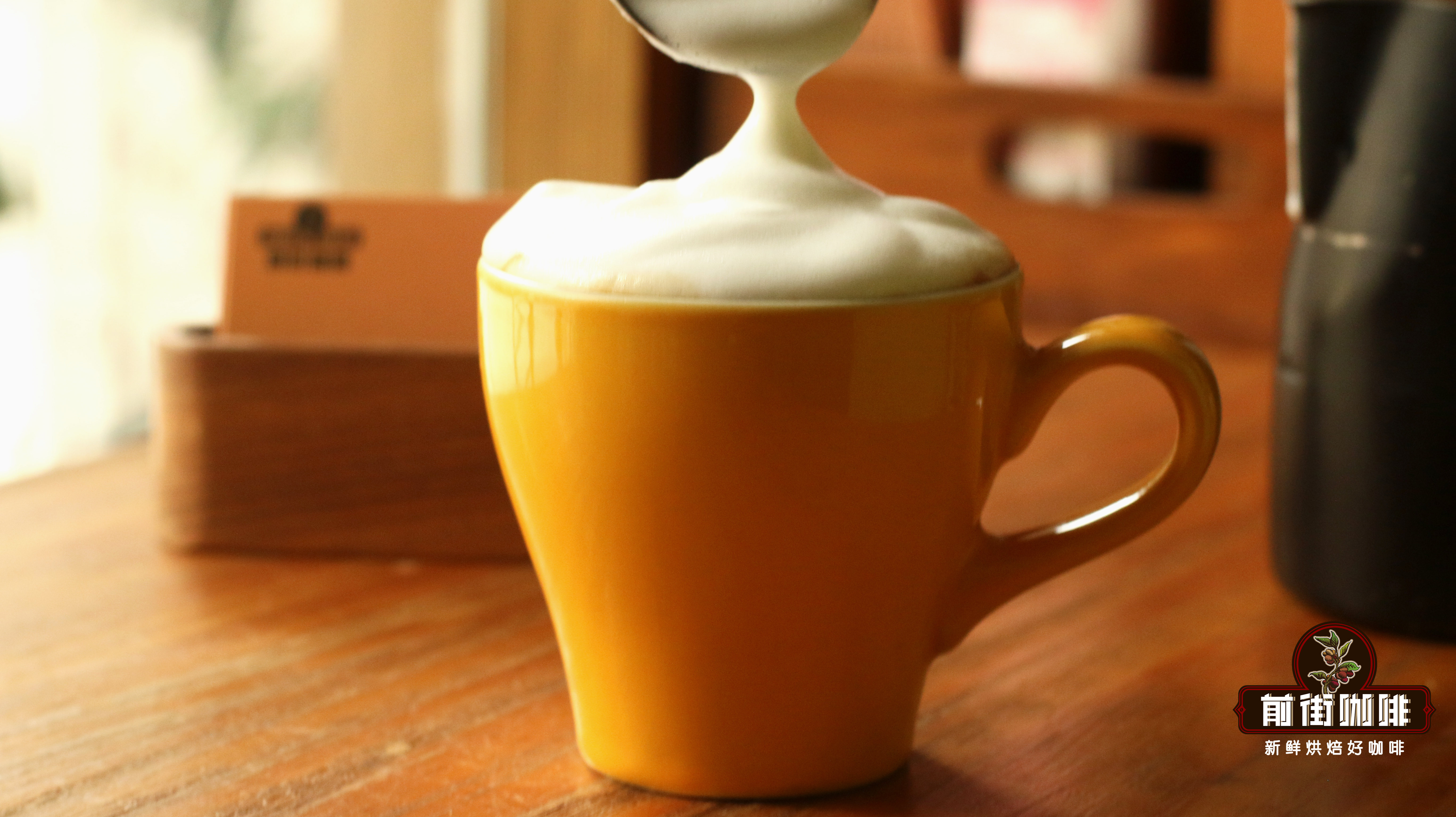 用法压壶怎么做出冰的卡布奇诺？冰的Cappuccio很难制作吗？