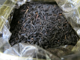 Why does litchi black tea have litchi flavor? Is seasoned black tea really tea? How to distinguish the characteristics of essence tea on the market?
