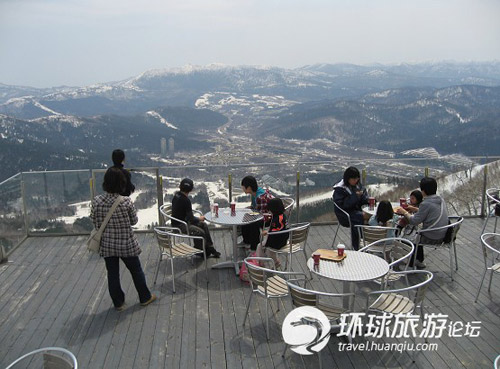 北海道云海咖啡厅 星野度假村Tomamu的“云海Terrace”