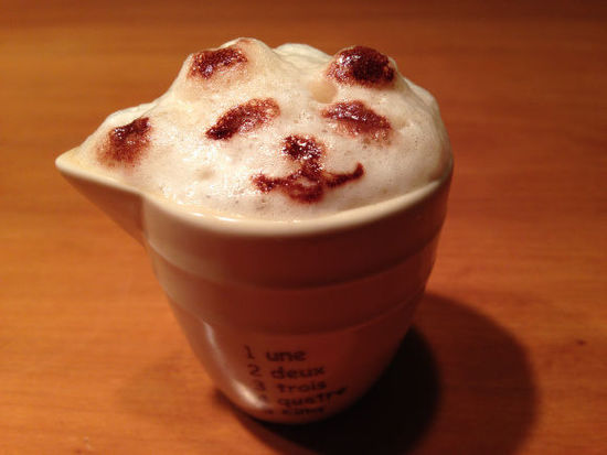 日新型拿铁咖啡机可刻画3D泡沫 销量火爆