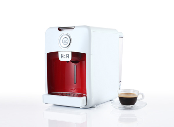 coffee-capsule-machine-for-consumers-to-create-petty-life 1