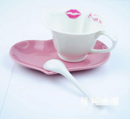 特色咖啡杯：韩版心形咖啡杯