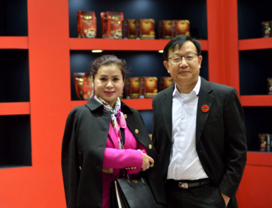 原国际创始人兼总裁Le Hoang Diep Thao 女士和副总裁曾振强先生