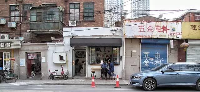 最好吃｜藏在街角的小咖啡馆以前是个修车铺 比这更文艺的福利是请客10杯好咖啡