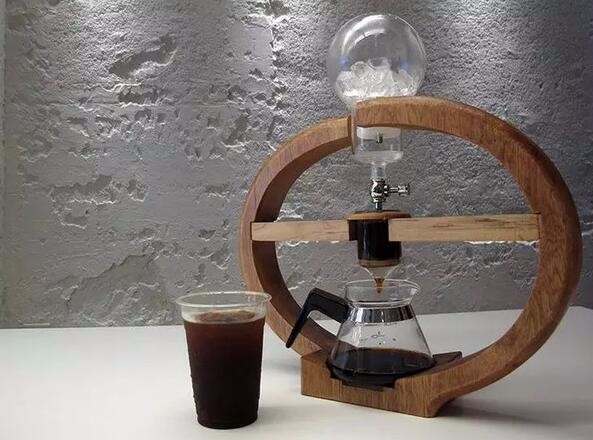 如何制作冰滴咖啡，制作冰滴咖啡的步骤