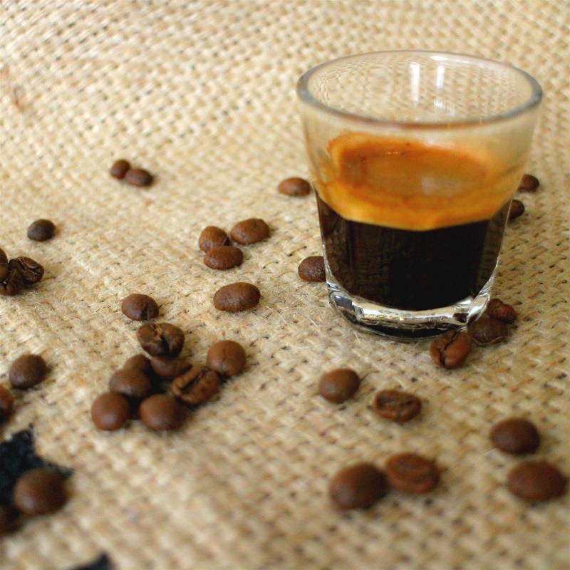 咖啡因提神的实用技巧——比起冰咖啡，最好选热的！