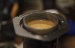 用爱乐压制作风味型的咖啡粉水比例如何选择？爱乐压粉水比选择