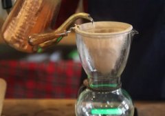 用法兰绒冲煮咖啡的粉水比例是多少？法兰绒萃取参数